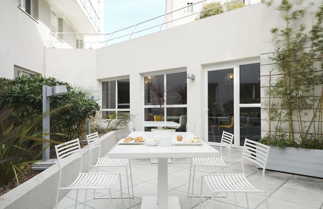 Aparthotel Adagio Marseille Timone-1