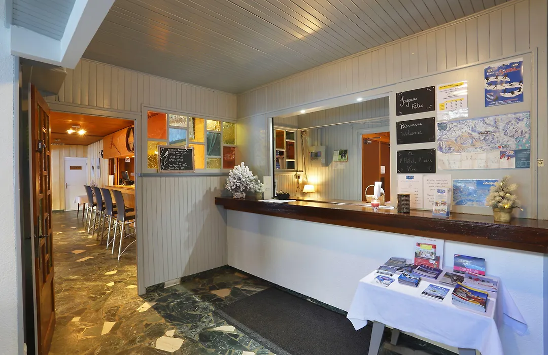 Hotel Eliova L'Eau Vive-1