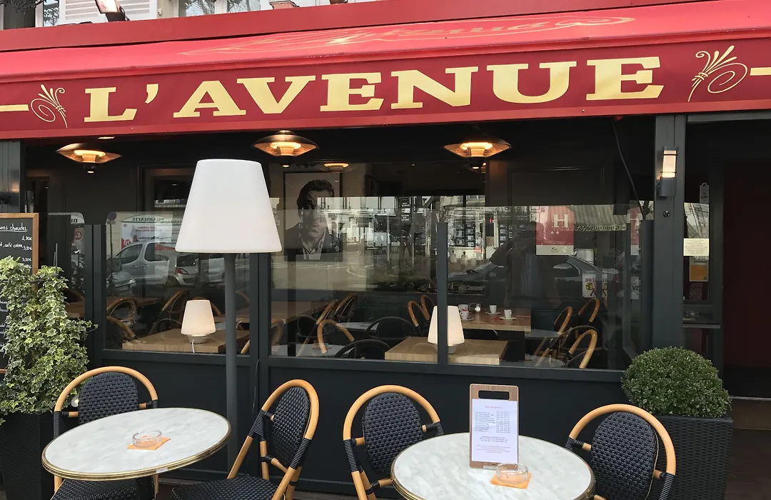 Hotel L'Avenue-1