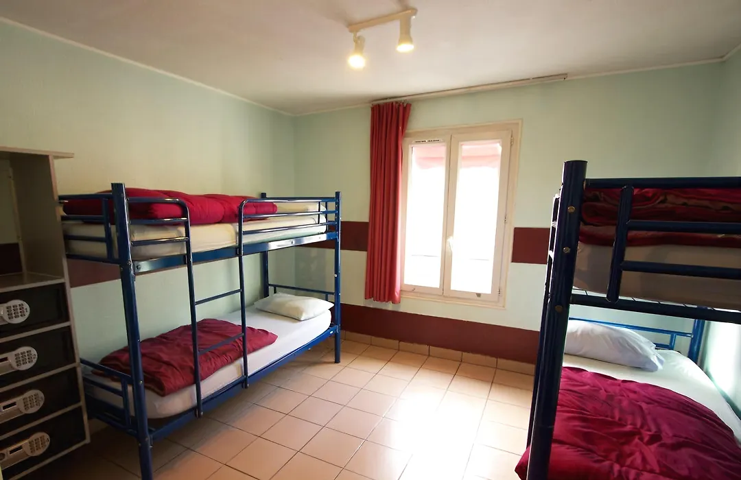Auberge Internationale Des Jeunes-1