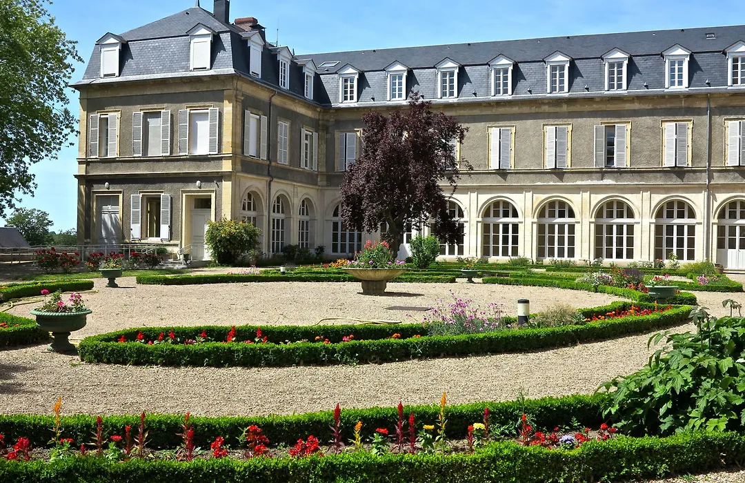 Espace Bernadette Soubirous Nevers-1