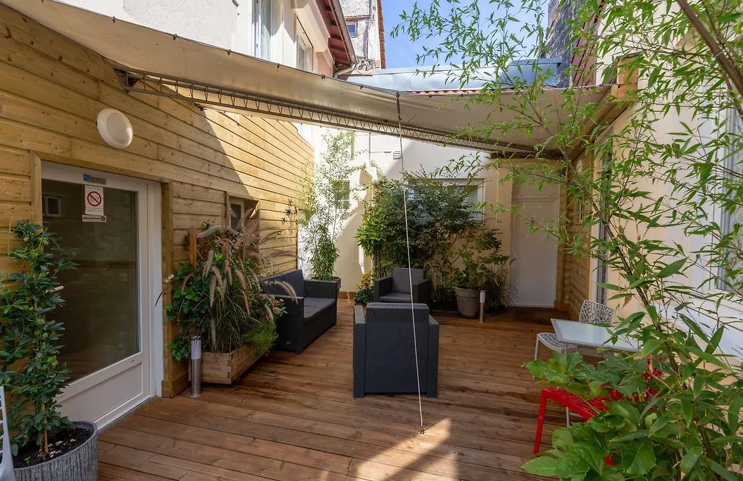Hotel Regina Bordeaux Gare Saint-Jean-1