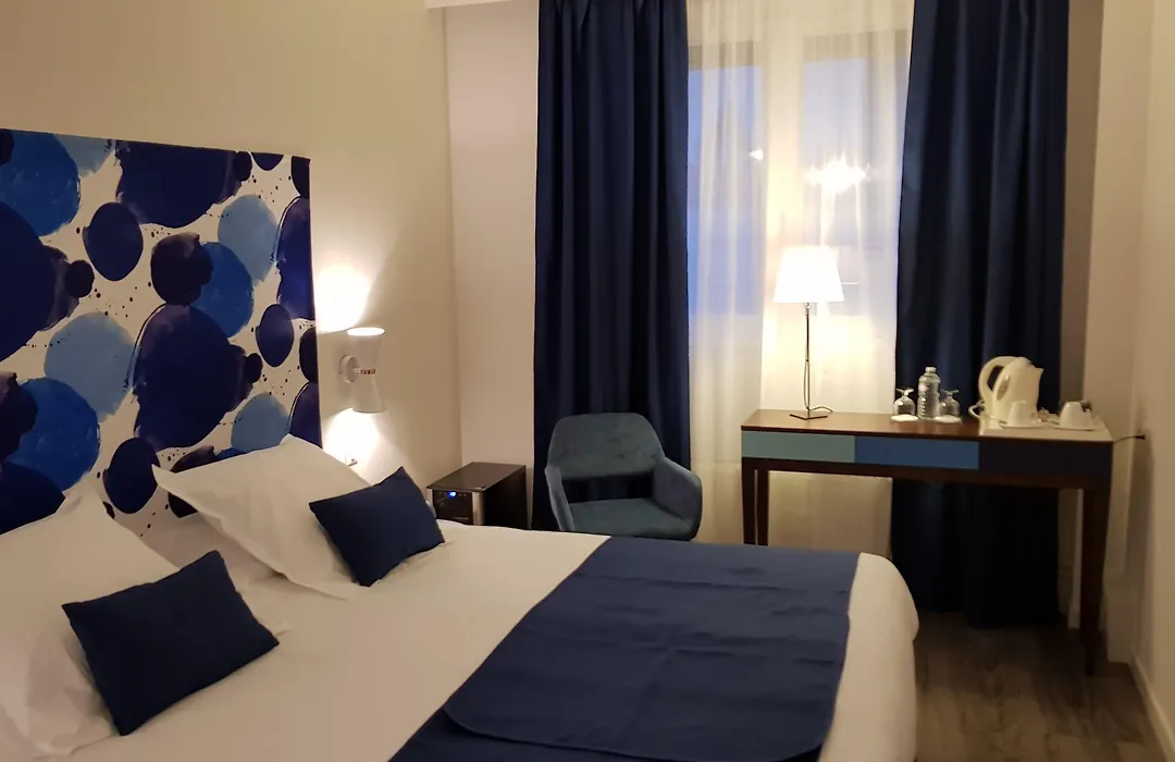 Hotel De Champagne-1
