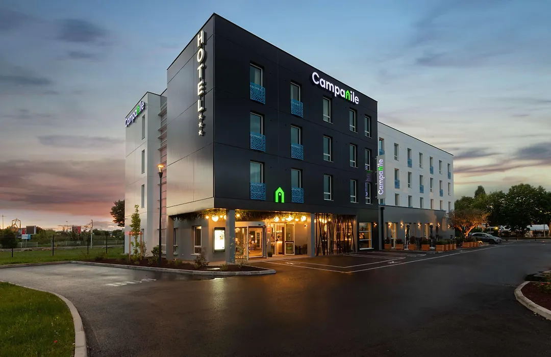 Campanile Smart Lyon Est - Eurexpo Bron Aviation-1