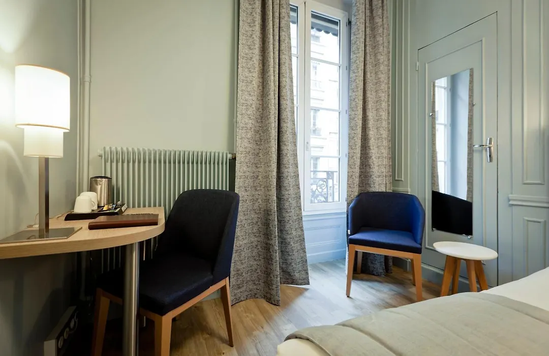 Hôtel du Dauphin-1