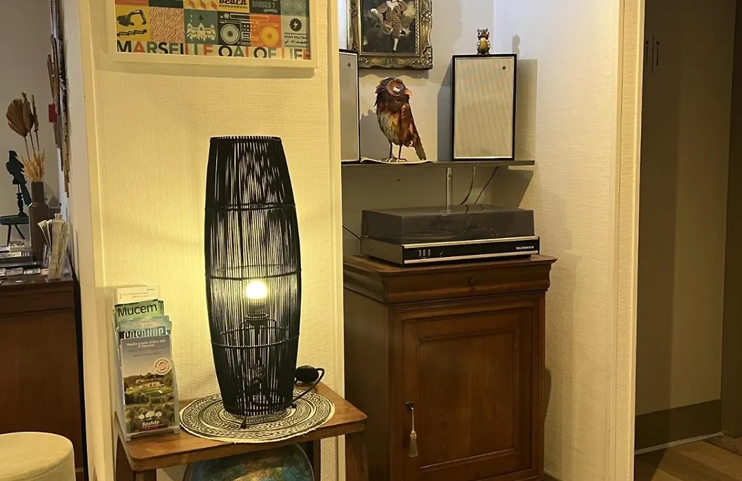 Contact Hotel Marseille Aubagne-1