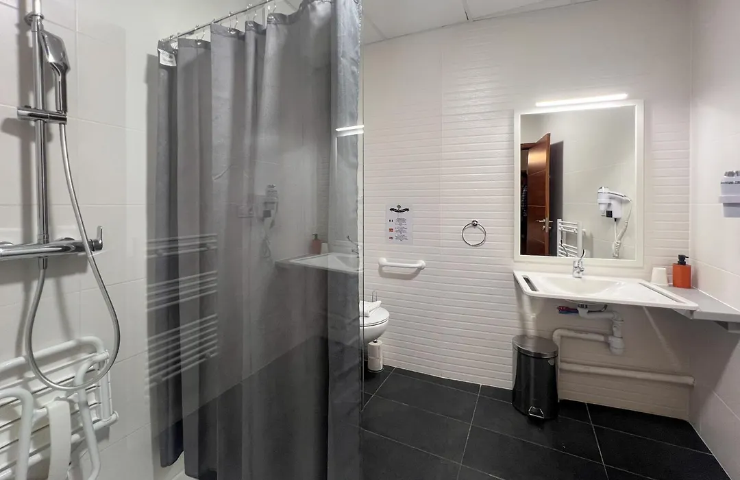 Square Hotel-1