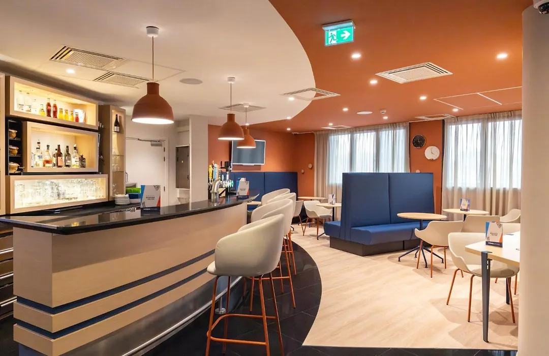 Holiday Inn Express Arras By Ihg-1