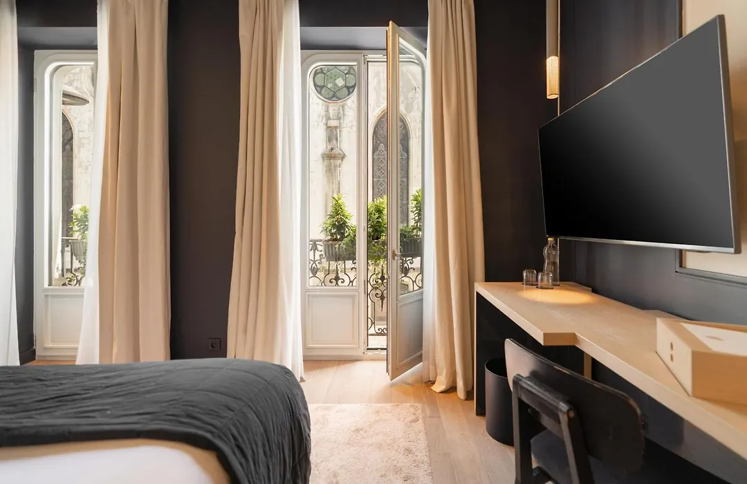 Hotel De Nell-1