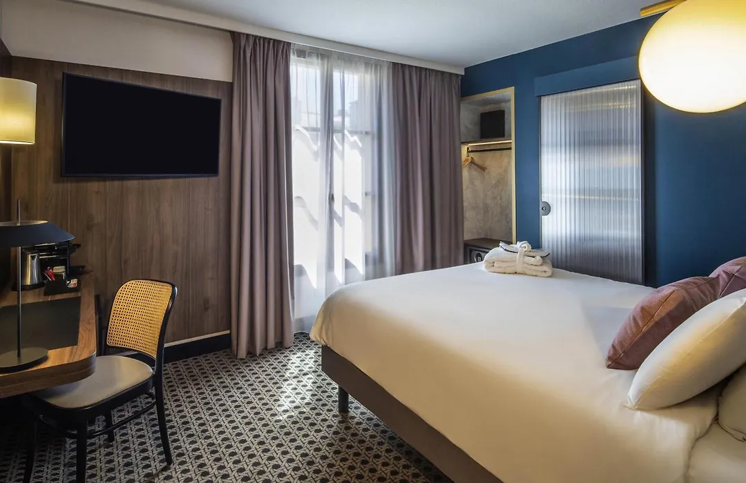 Mercure Versailles Chateau-1