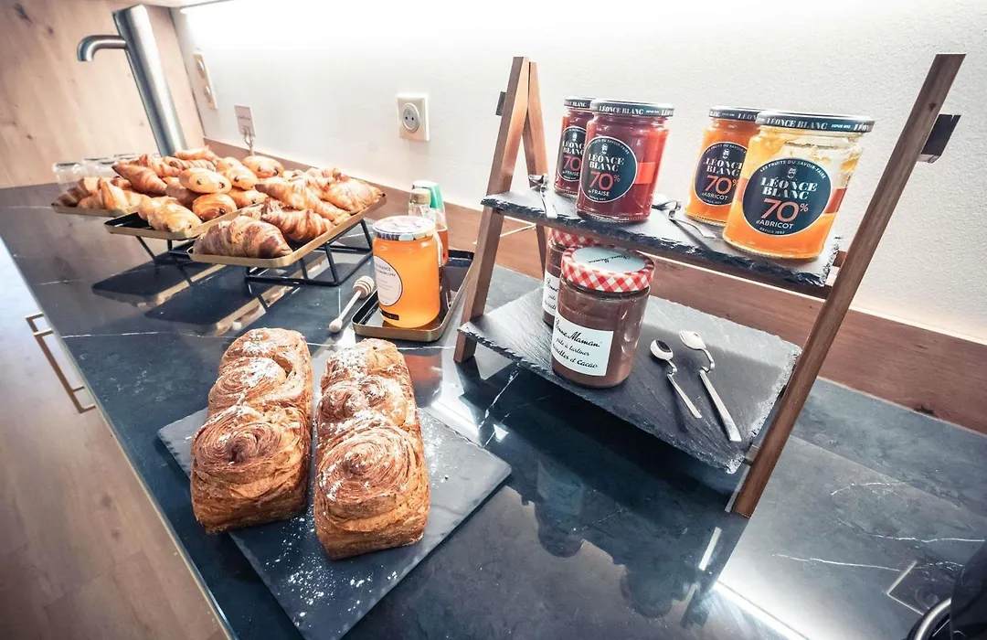 Mercure Troyes Centre-1