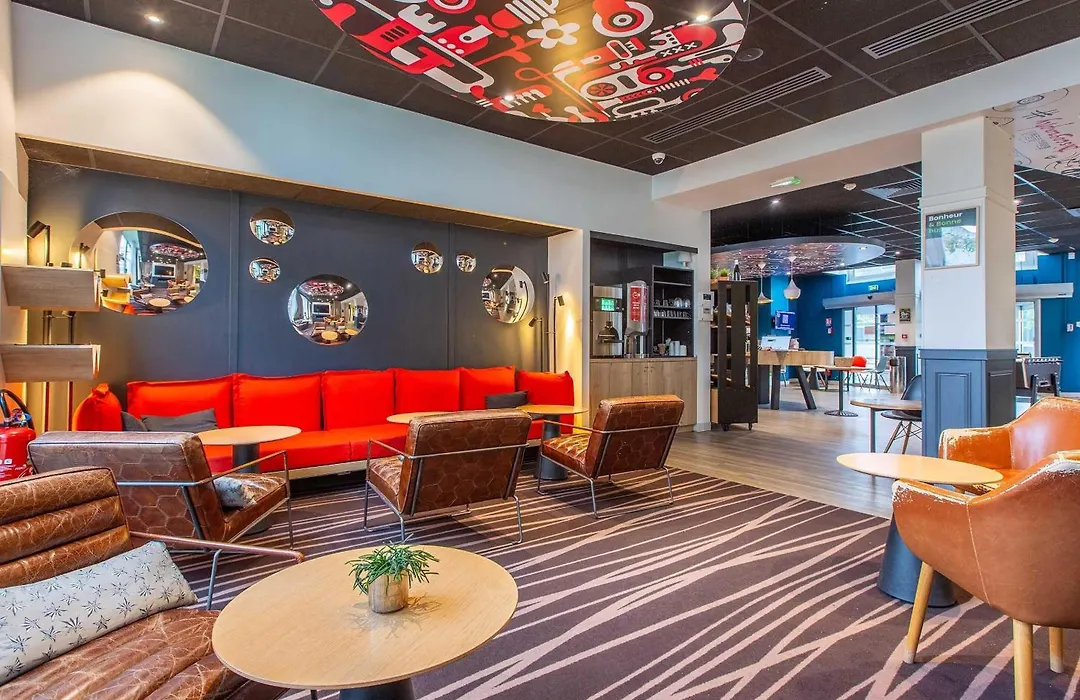B&B Hotel Orleans Centre Foch-1