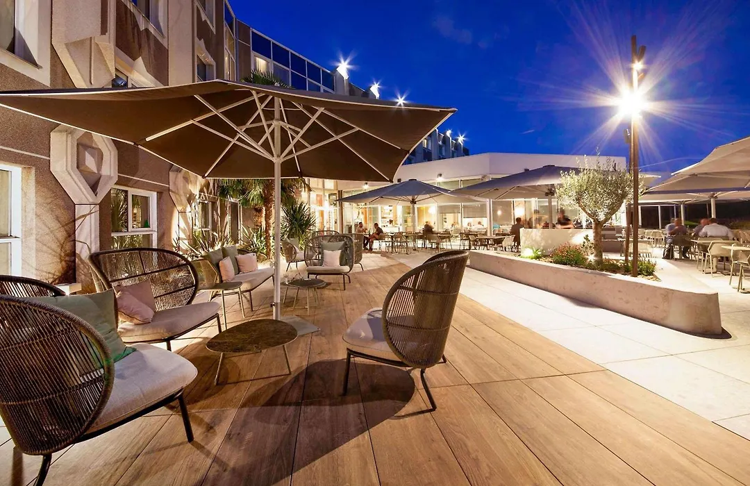 Novotel Clermont-Ferrand-1
