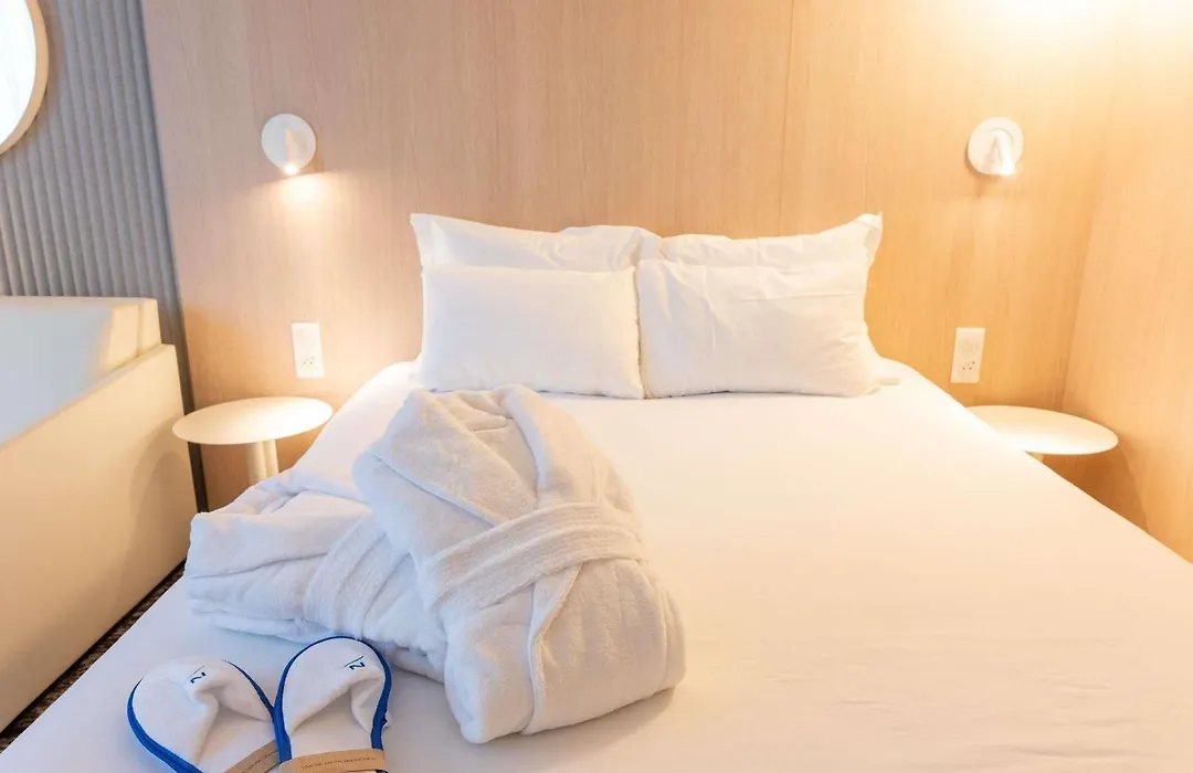 Novotel Macon Nord - Porte de Bourgogne-1