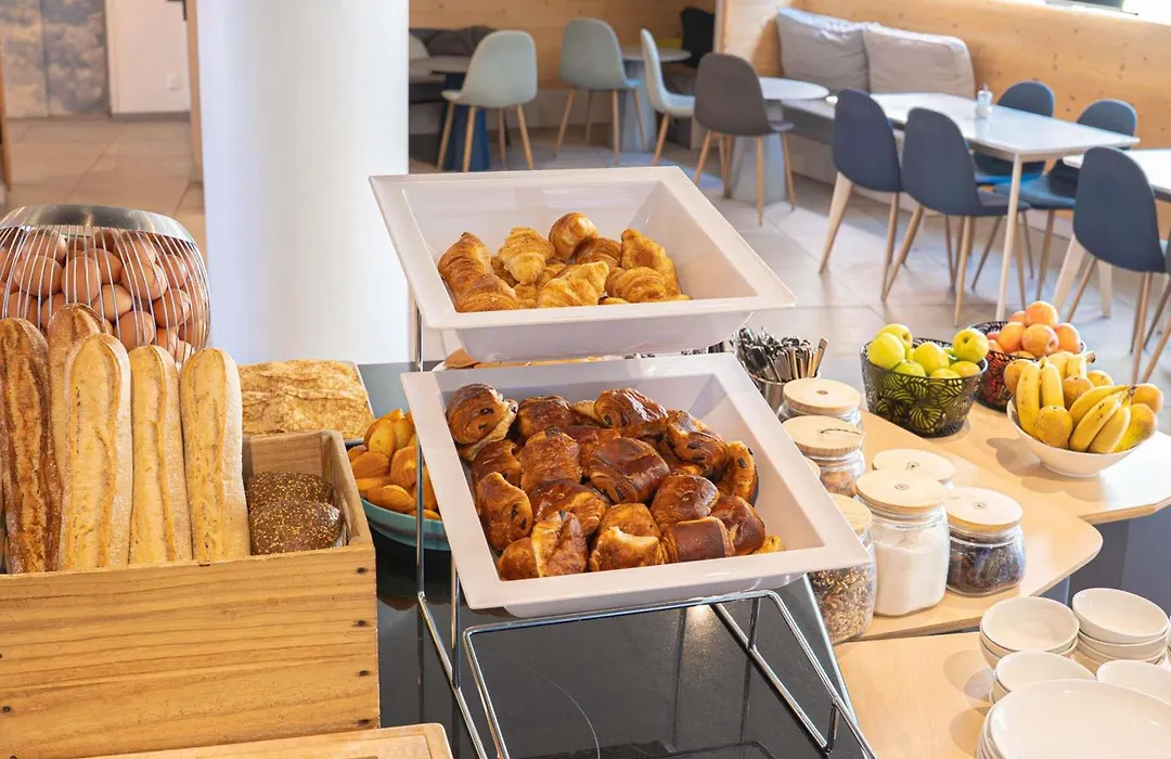 Novotel Suites Paris Montreuil Vincennes-1