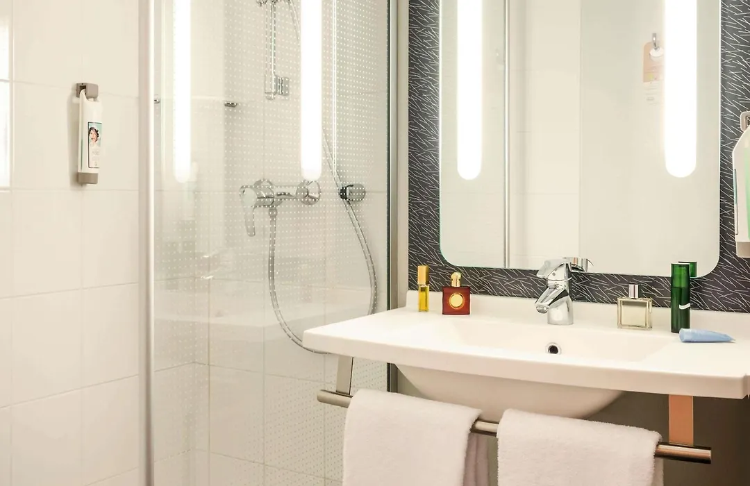Ibis Paris 17 Clichy-Batignolles-1
