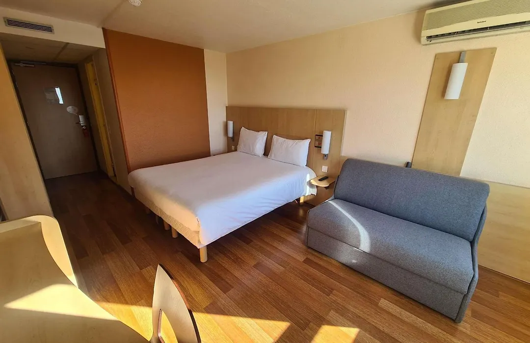 Ibis Marseille Centre Gare Saint Charles-1