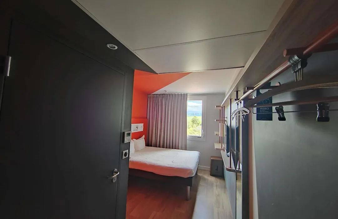 ibis budget Geneve Saint Genis Pouilly-1