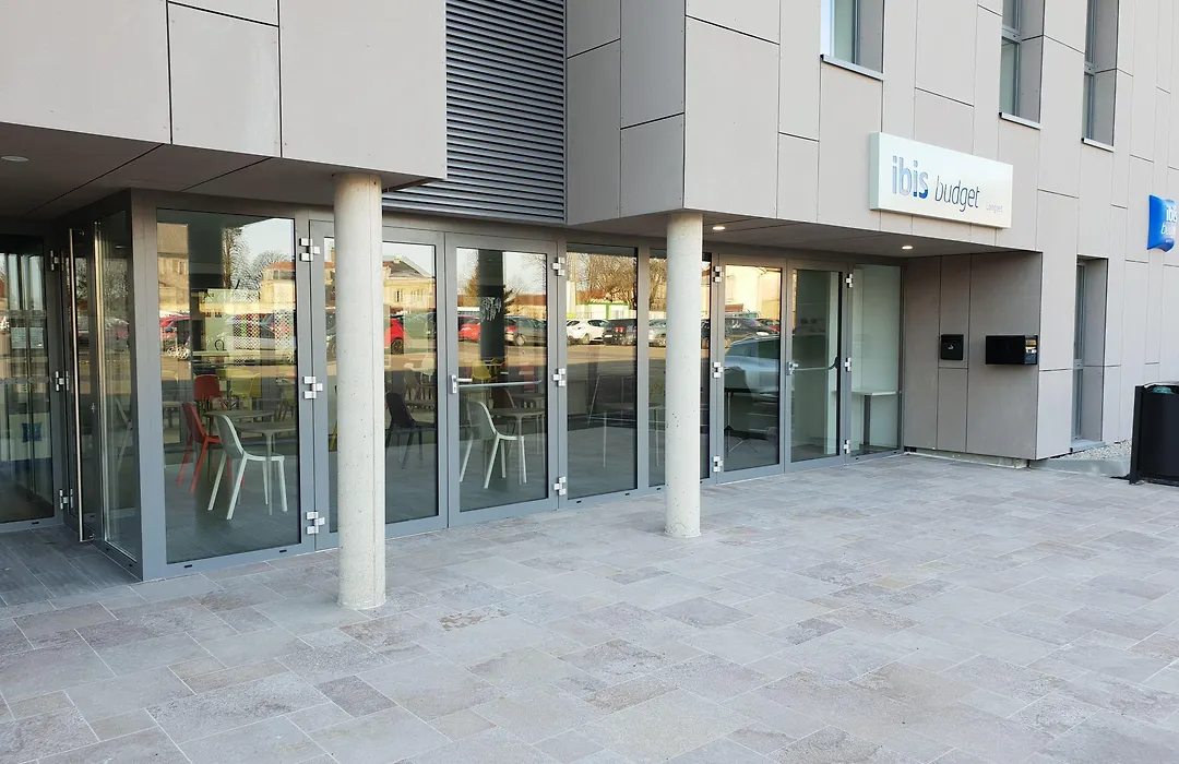 Ibis Budget Langres-1