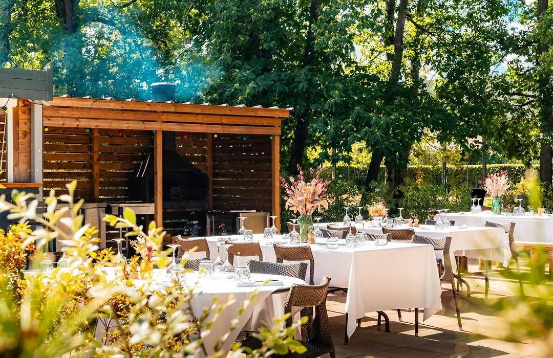 Novotel Orléans Chemins De Sologne Demeures De Campagne-1