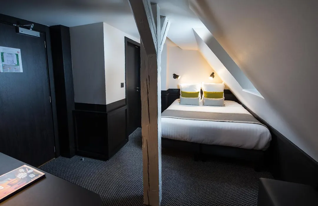Hotel Du Dragon-1