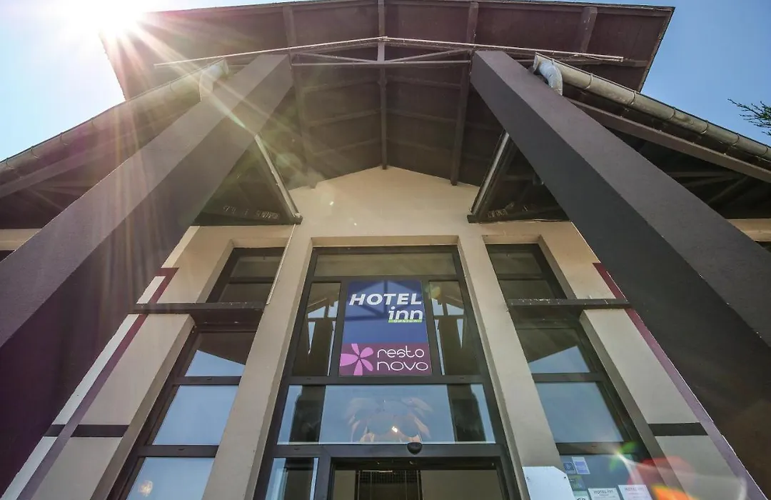 Hotel Inn Design & Restaurant Langres-1