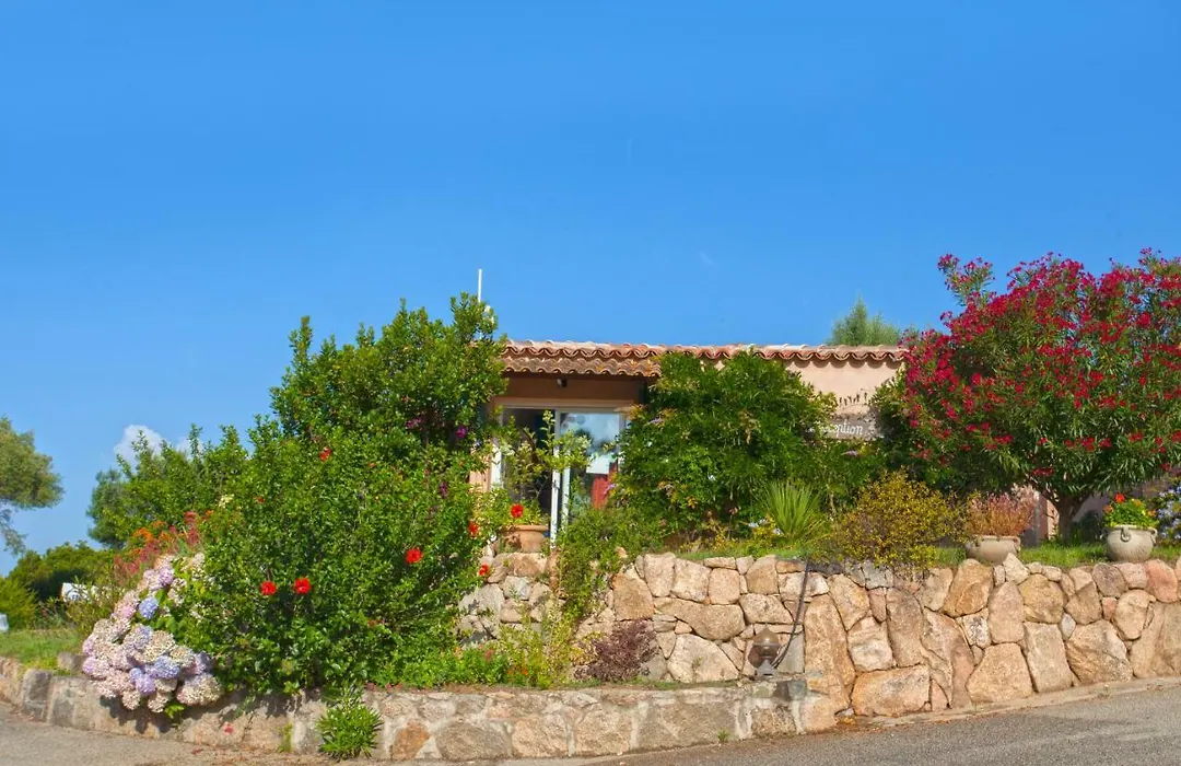 Residence Cantu Di Mare-1