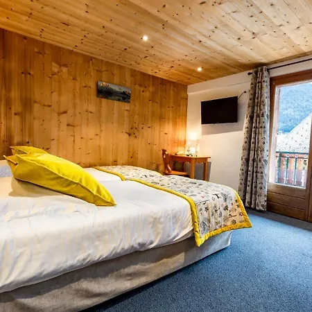 Hotel Les Bruyeres-3