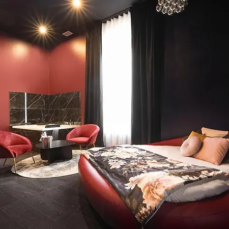 Legend Majestic Superbe Love Room - Jacuzzi - Champagne - Romantisme - Parking Prive Gratuit-3