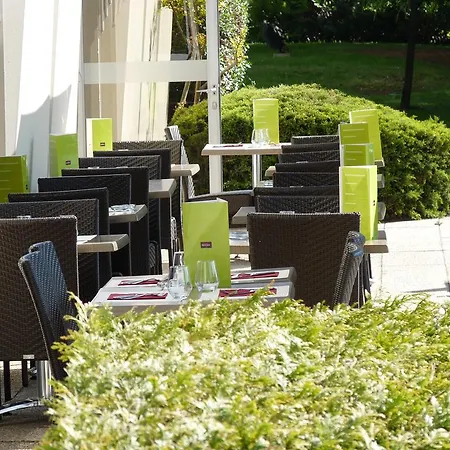 Mercure Ile De Nantes-2