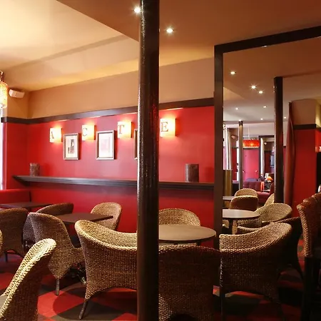 Hotel Acte V-2