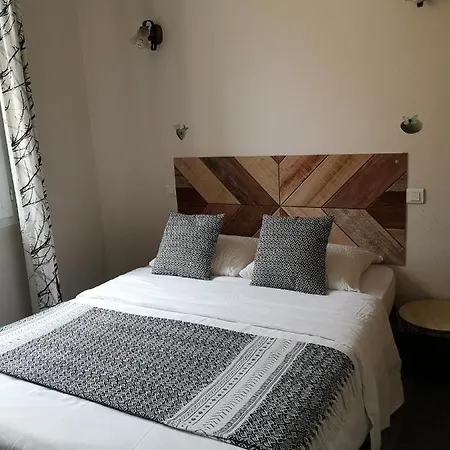 Hotel Le Memphis-3