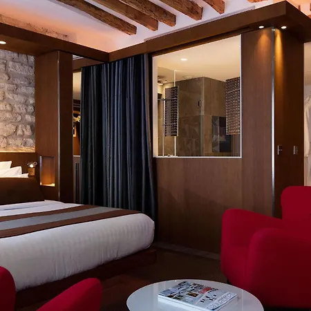 Select Hotel-2