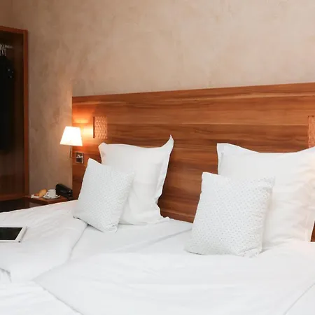 The Originals City, Hotel Colmar Gare-2
