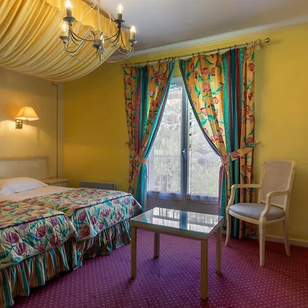 Hotel Mireille-2