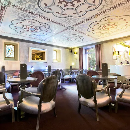 GOLDEN TULIP CANNES HOTEL de PARIS-2