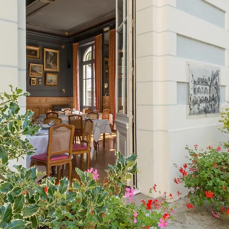 Hotel France Et Chateaubriand-2