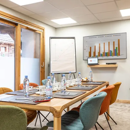 Les Loges Blanches Megeve-3