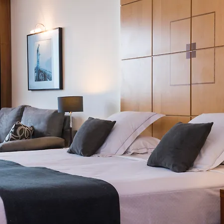 Grand Hotel Les Flamants Roses Thalasso & Spa-3
