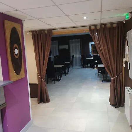 Hotel Le Cosy Blois Villebarou-2