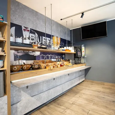 Ibis Budget Strasbourg Centre Gare-2