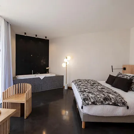 A SPERANZA Suites avec piscine privative chauffée-3