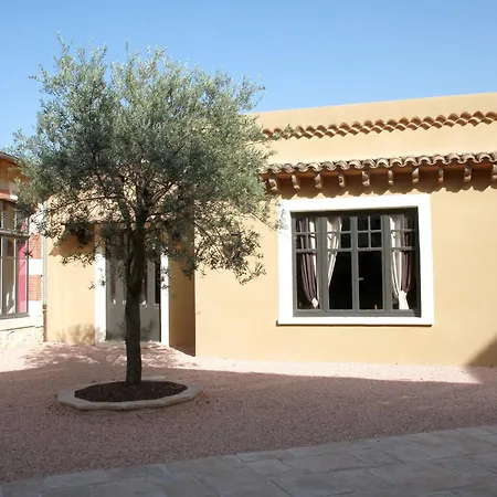Logis Hotel Le Clos Des Oliviers-2