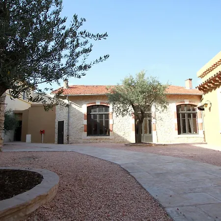 Logis Hotel Le Clos Des Oliviers-3