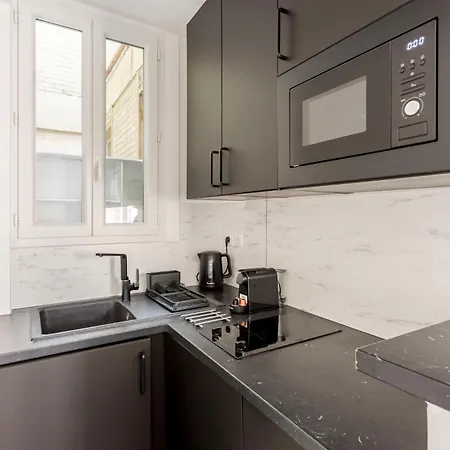 Square Villaret Studio-3