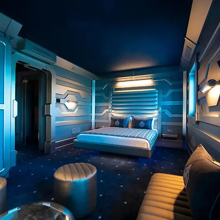 Hotel Station Cosmos-2