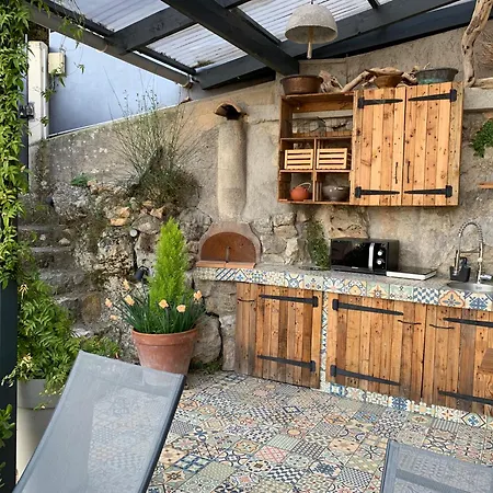 Skylark Bed & Breakfast-2