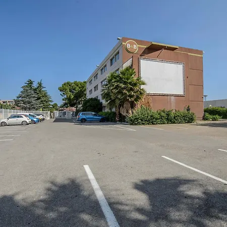 B&B Hotel Nimes Ville Active, Parking Securise Gratuit-2
