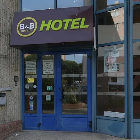 B&B HOTEL le Mans Centre-2