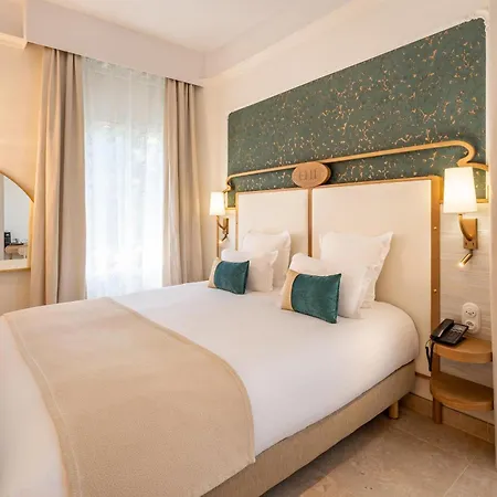 Grand Hotel Des Lecques; BW Signature Collection-3